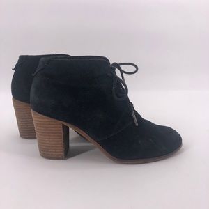 Toms Black Suede Laced Boot Heels 8